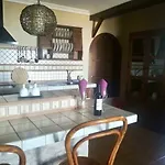 Casa Cueva De Palomas 2 *