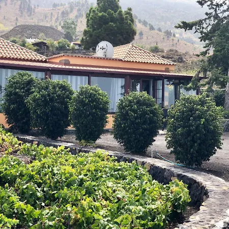 Hétvégi ház Casa Cueva De Palomas 2 *