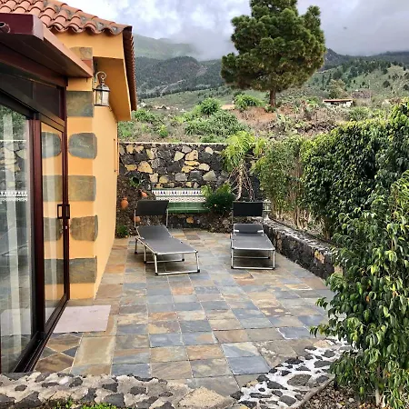 منزل ريفي Casa Cueva De Palomas 2 *